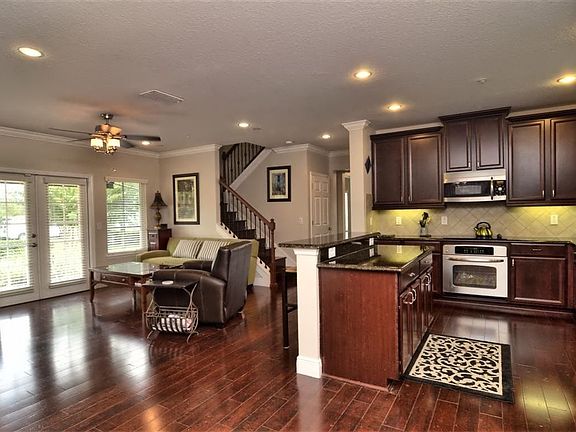 3rd image of 3098 Carmello Ave