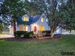 20010 Military Rd, Bennington, NE 68007