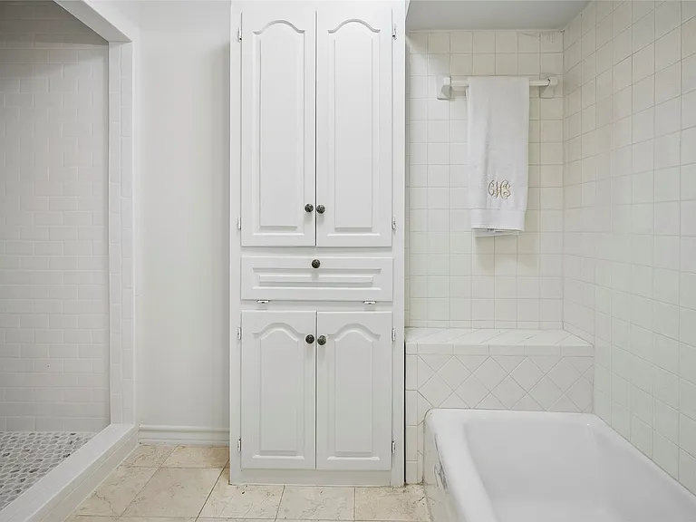 10504 Berry Knoll Dr — Photo 10