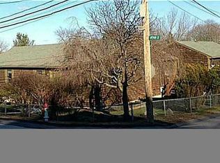 15 Arthur St, West Warwick, RI 02893