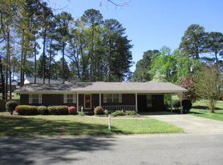 39 Pine Dr, Malvern, AR 72104