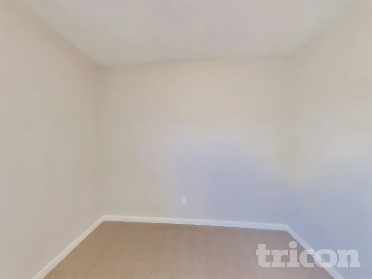 3912 Farlow Rd — Photo 12
