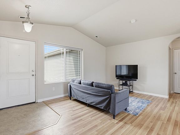 5th image of 315 S Lawson St