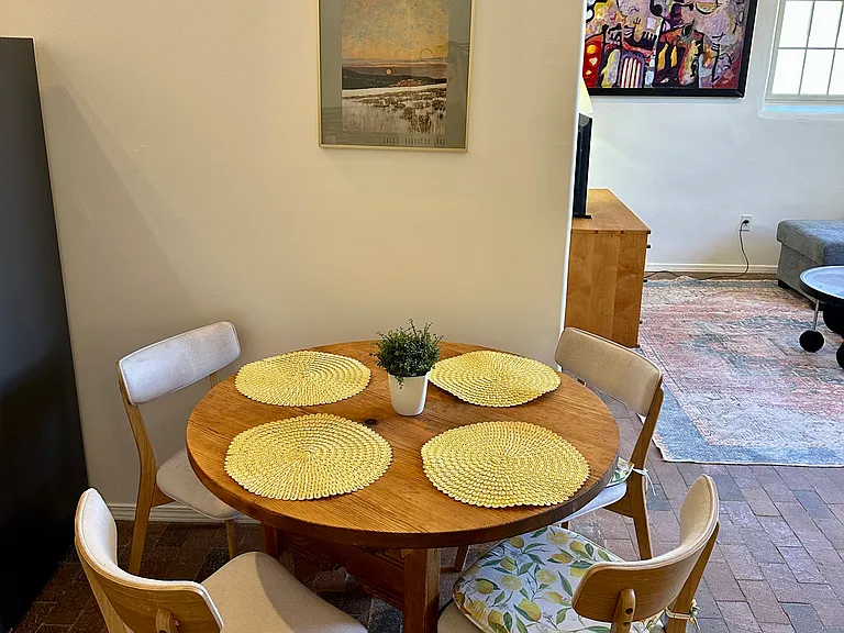 5 Banana Ln #C — Photo 6
