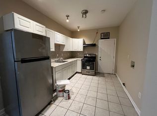 334 Forrest St #1E, Jersey City, NJ 07304