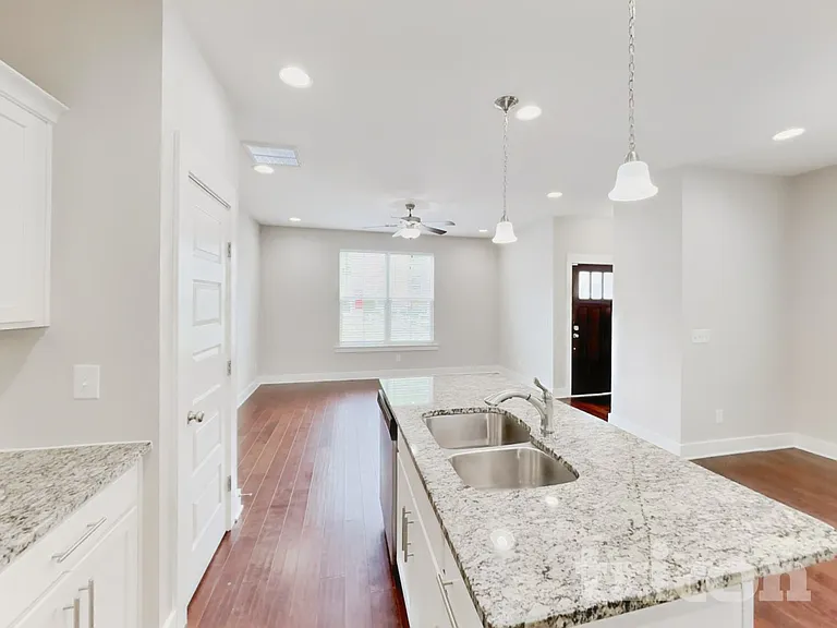 1326 Sula Dr — Photo 5
