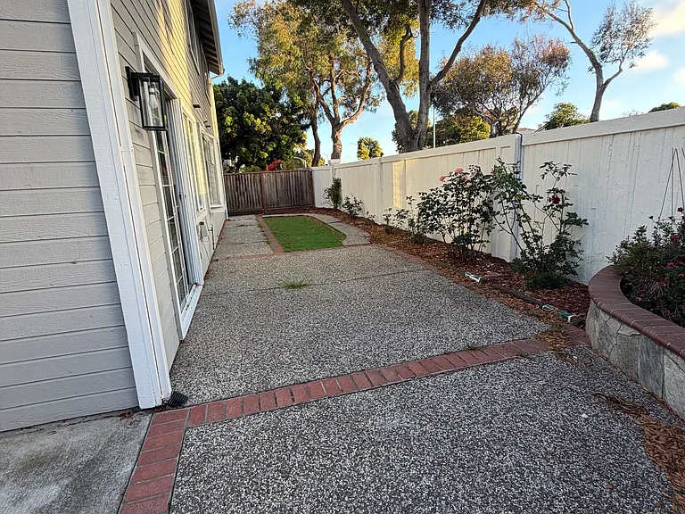 4780 Cabello St — Photo 23