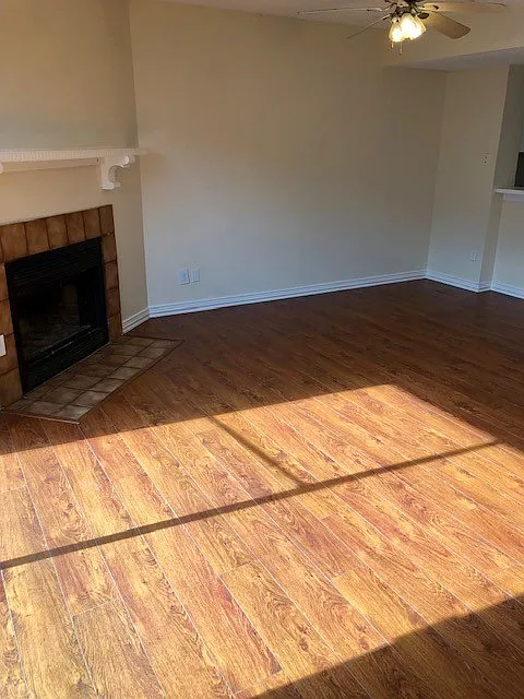 3 bedroom condo by UNT — Photo 4