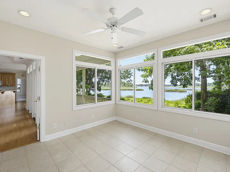 371 Cottage Farm Dr — Photo 17