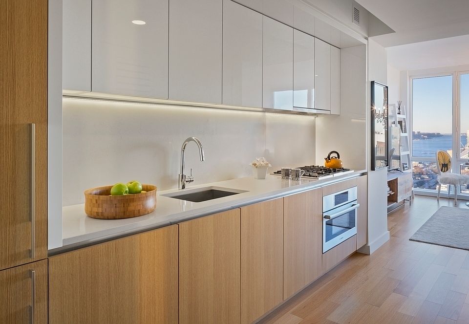 1st image of 605 W 42nd St APT 31B