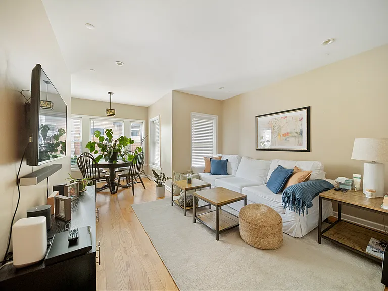 2259 W Diversey Ave #1 — Photo 10