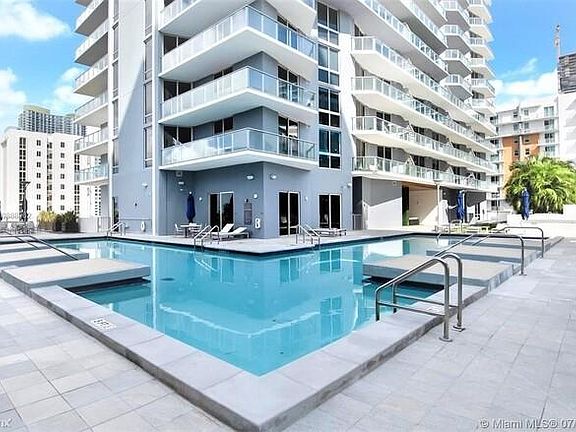 4th image of 1010 SW 2nd Ave Unit 1700