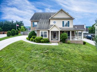 5109 Tropicana Dr, Knoxville, TN 37918