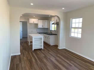 1179 W 38th St, Los Angeles, CA 90037