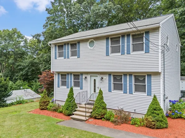 36 Clark Ave, Dracut, MA 01826