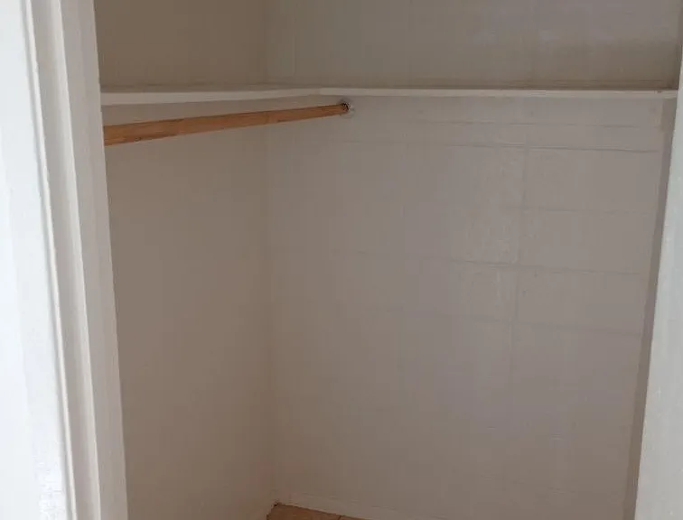 401 N D St #11 — Photo 15