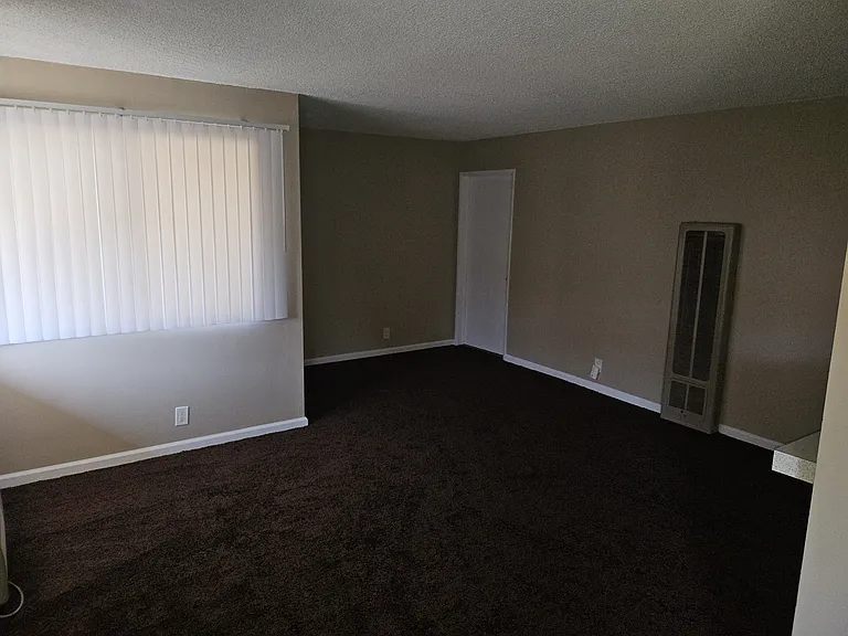 6517 Newlin Ave — Photo 7