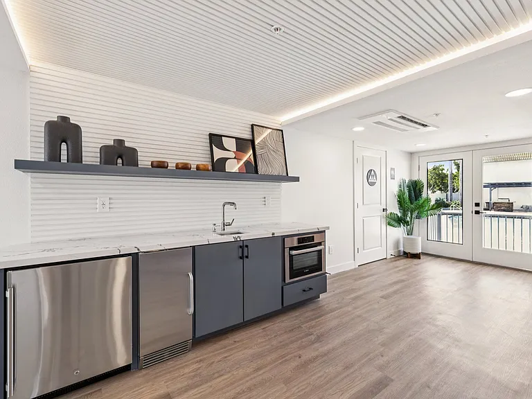 Ocean Villas Apartments — Photo 41