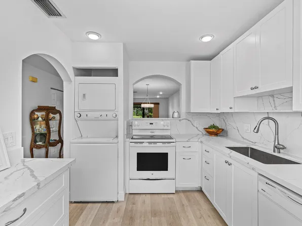 21506 Juego Circle #28e, Boca Raton, FL 33433