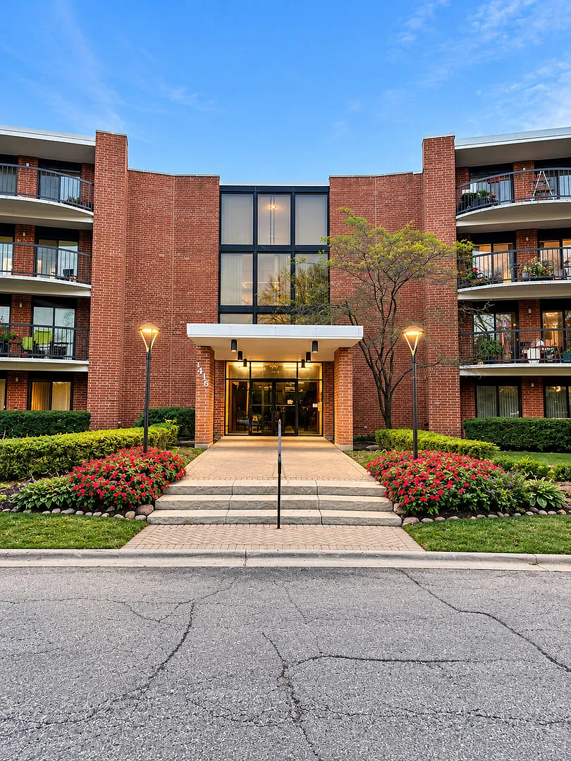3 bed, 1600 sqft, $2,500 — Photo 1