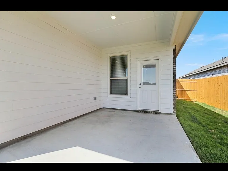 8556 Arthur Valley Ln — Photo 17