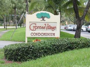 7121 Miami Lakes Dr W #Q5, Miami Lakes, FL 33014