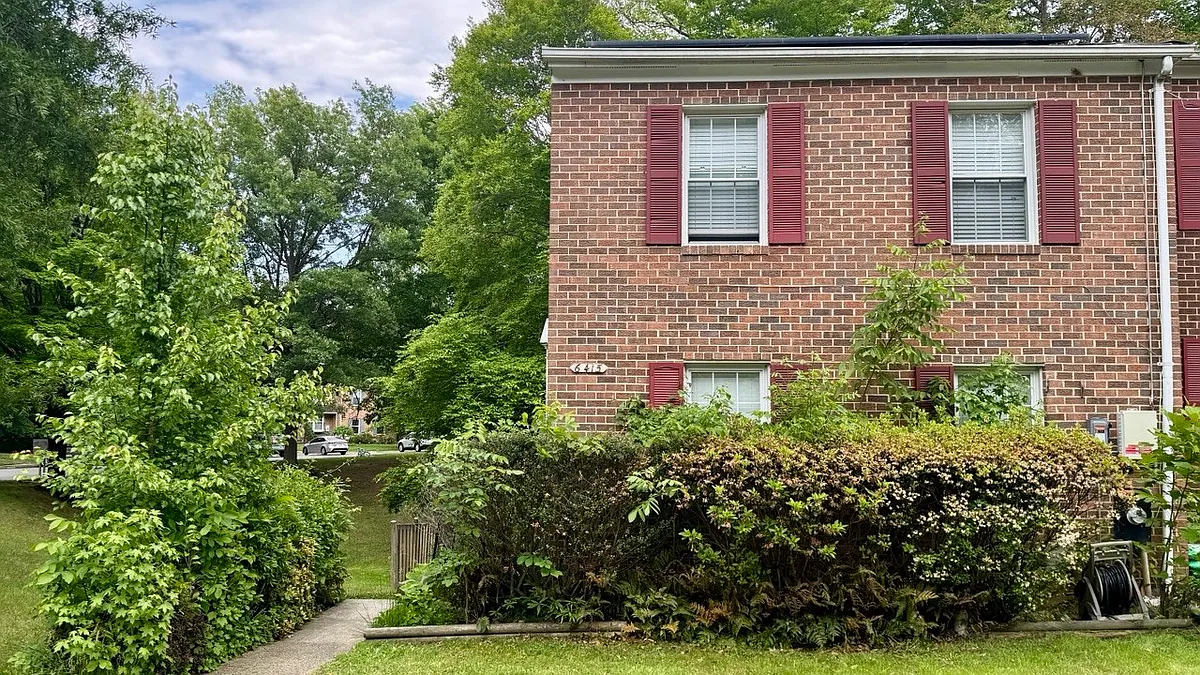 Building Photo - 6415 Blarney Stone Ct