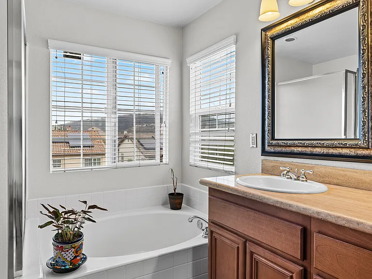 948 Avalon Way — Photo 20