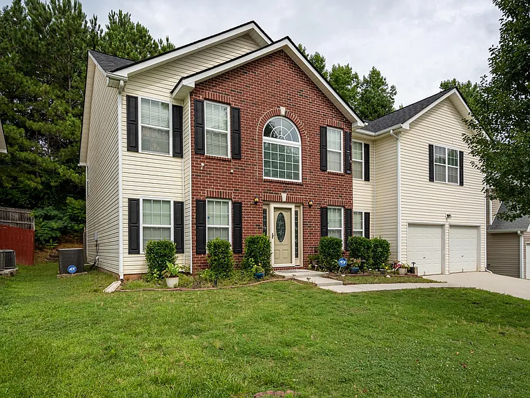 2031 Reflective Waters Rd — Photo 1