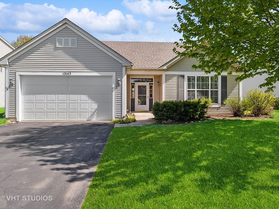 1st image of 12143 White Oak Dr