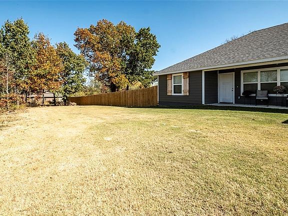 5th image of 26 Lockhart Ln