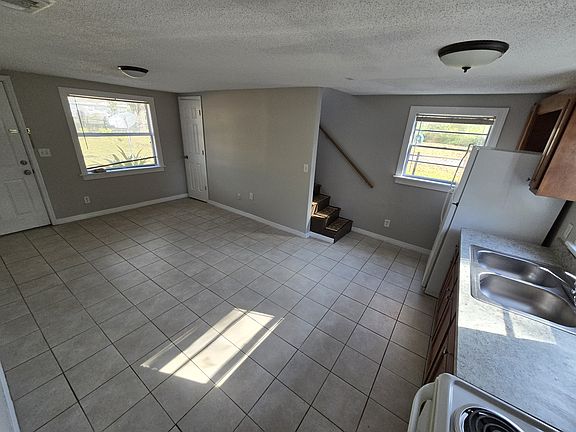 4th image of 5156 107th St #A