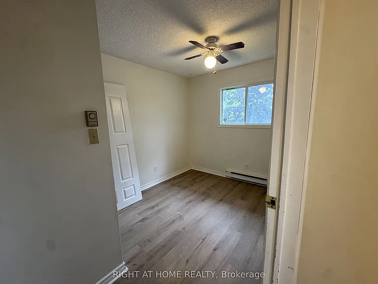 18 Annamaria Dr — Photo 15
