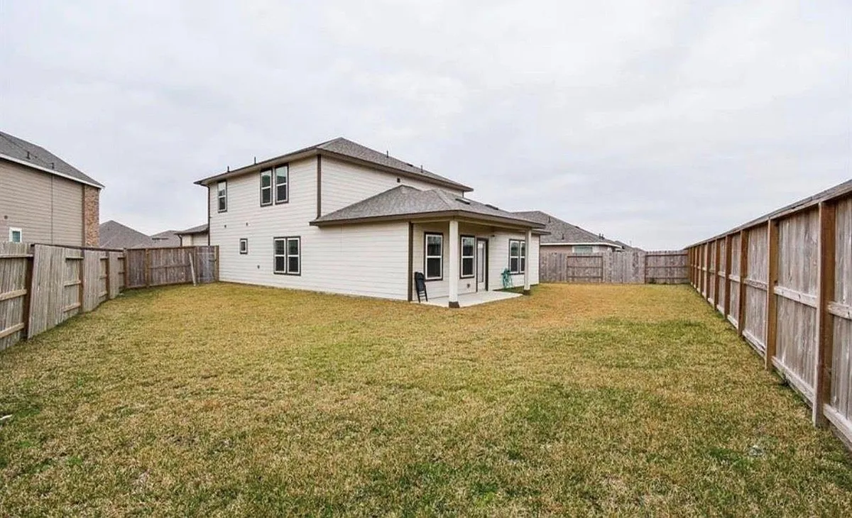 Building Photo - 6927 Ventura Dr