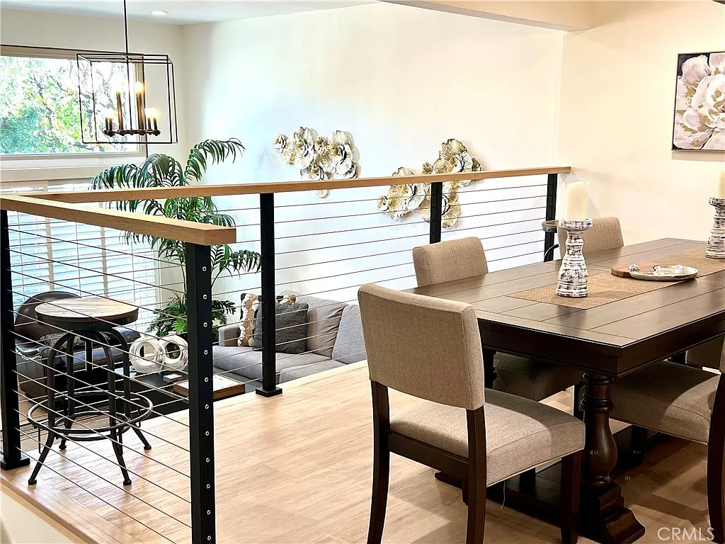 3 bed, 1568 sqft, $4,500 — Photo 2