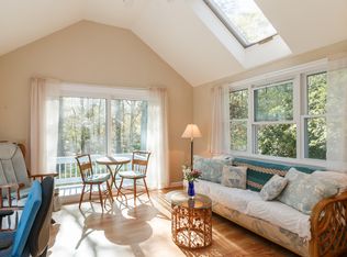 204 Winding Cove Rd, Marstons Mills, MA 02648