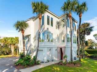23 Fairway Village Ln, Isle Of Palms, SC 29451