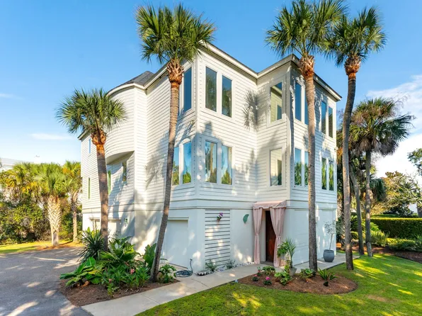 23 Fairway Village Ln, Isle Of Palms, SC 29451