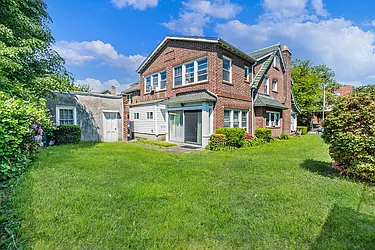 Sold by Dom Realty of NY