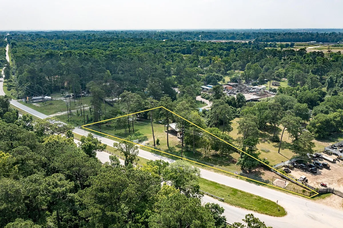 Building Photo - 1421 Gulf Pump Rd