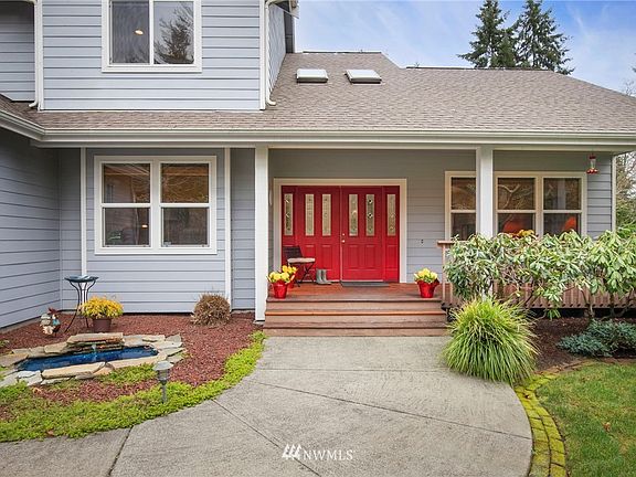 2nd image of 10504 NE Cummings Ct