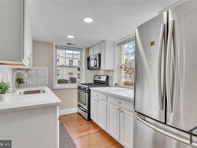 912 Barnaby St SE APT 101, Washington, DC, 20032