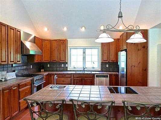 5th image of 16 Jacobs Ln