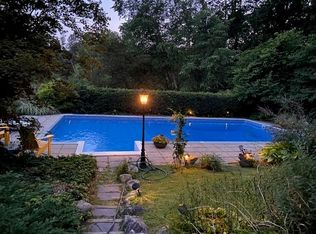 29 Sky Meadow Rd, Suffern, NY 10901