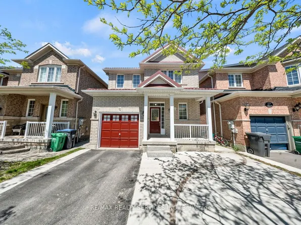 15 Lockburn Cres, Brampton, ON L7A 3W7