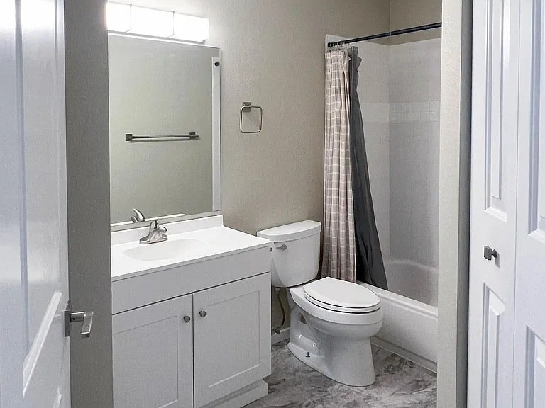 17416 Adams Ln — Photo 20