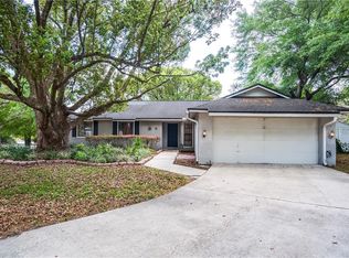 9 Spanish Oak Ln, Apopka, FL 32703