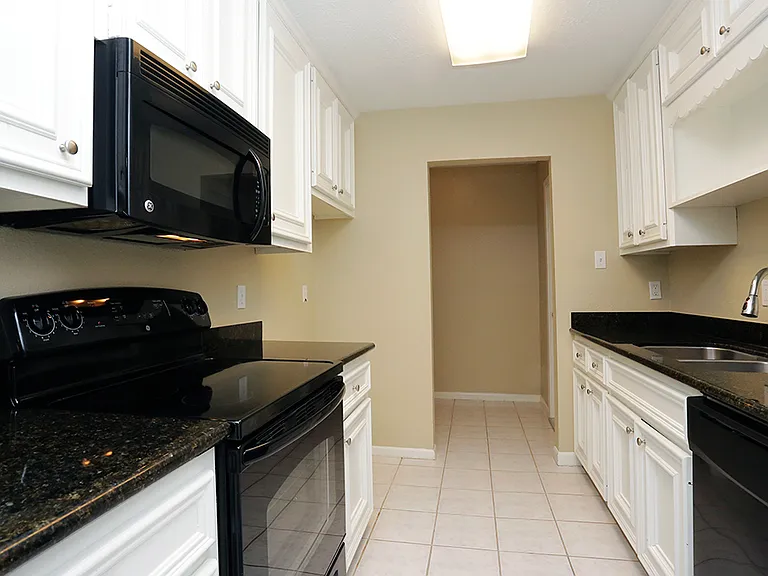 12706 Monaco Rd — Photo 3