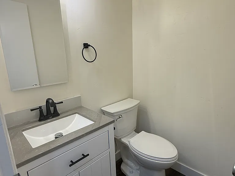 4674 Wilson Ave #4 — Photo 5
