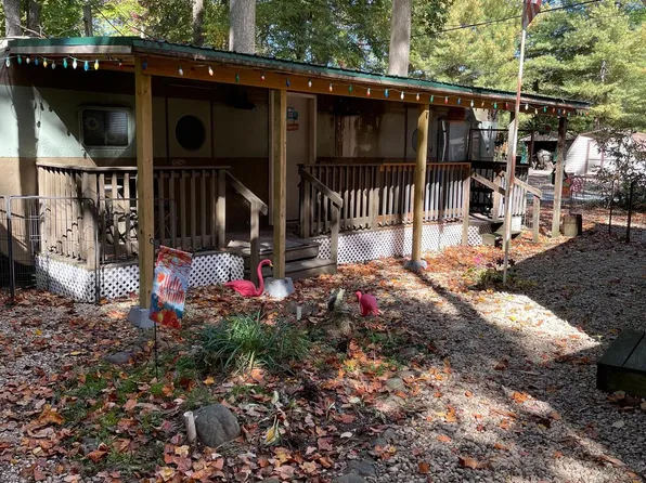 198 Black Gap Rd #52, Fayetteville, PA 17222